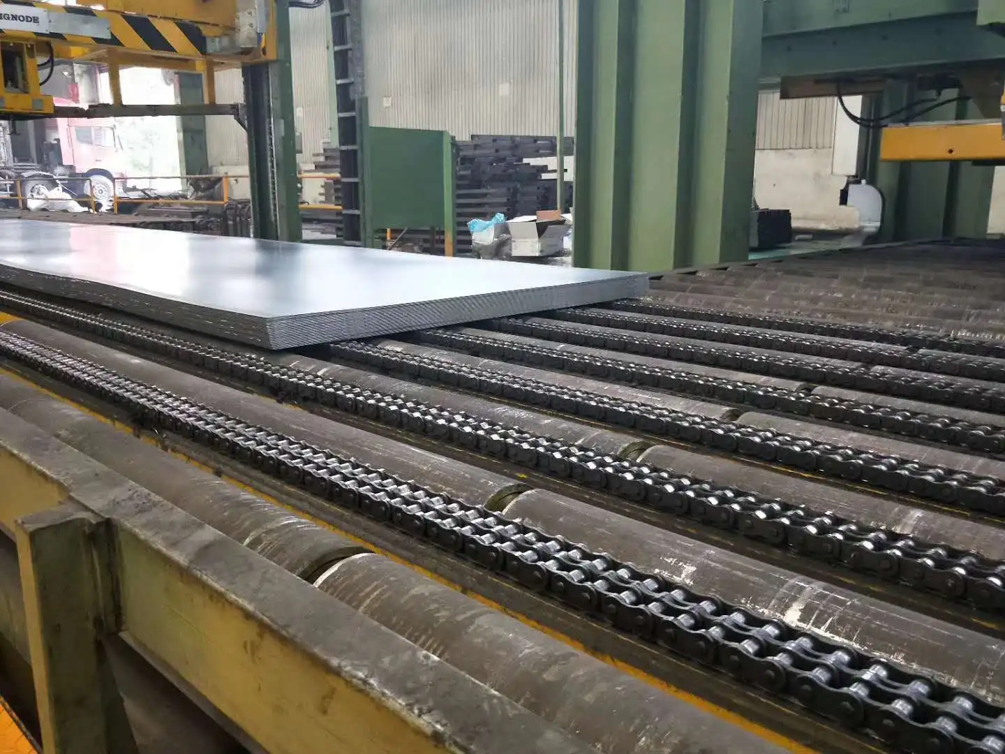 Free Sample Suppliers Surfacing Wear Resistant Steel Platenm360/400/450