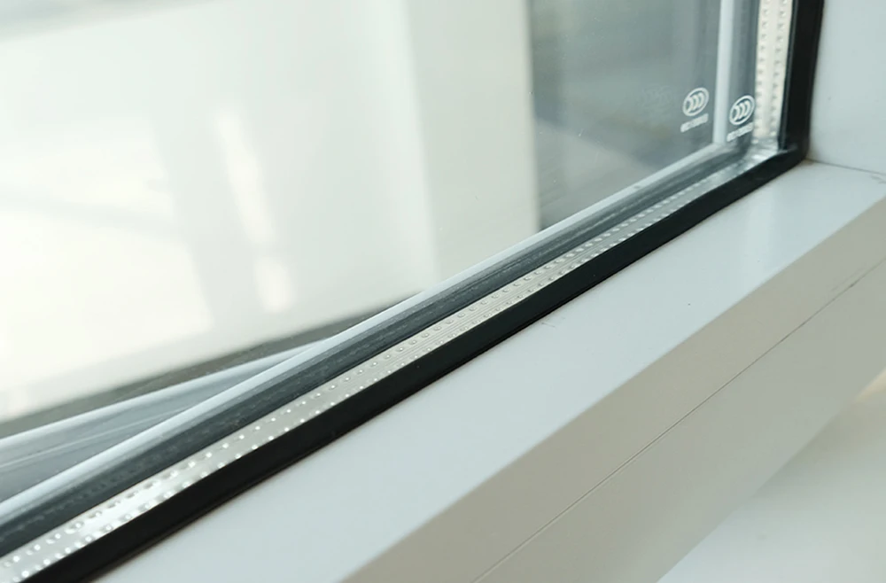 DERAD Aluminium Windows & Doors/Aluminium Tilt Turn Windows with Air Ventilation