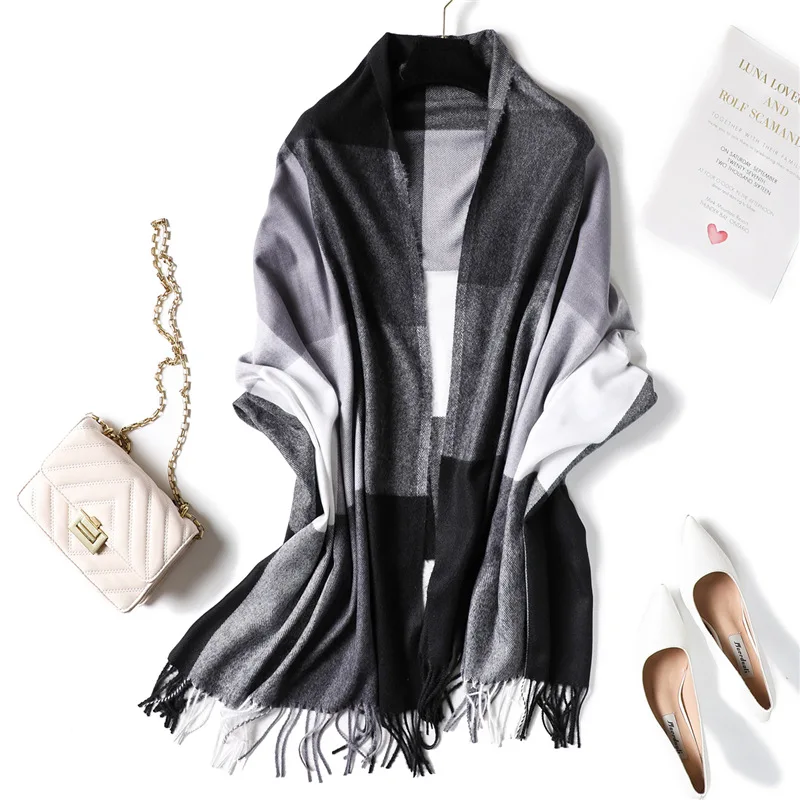 2019 Wholesale Ladies Big Plaid Scarves Shawls Custom Winter Women Printed Tassel Fringe Pashmina Scarf Cashmere
