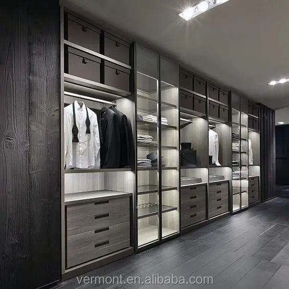 walk in closet 5.jpg