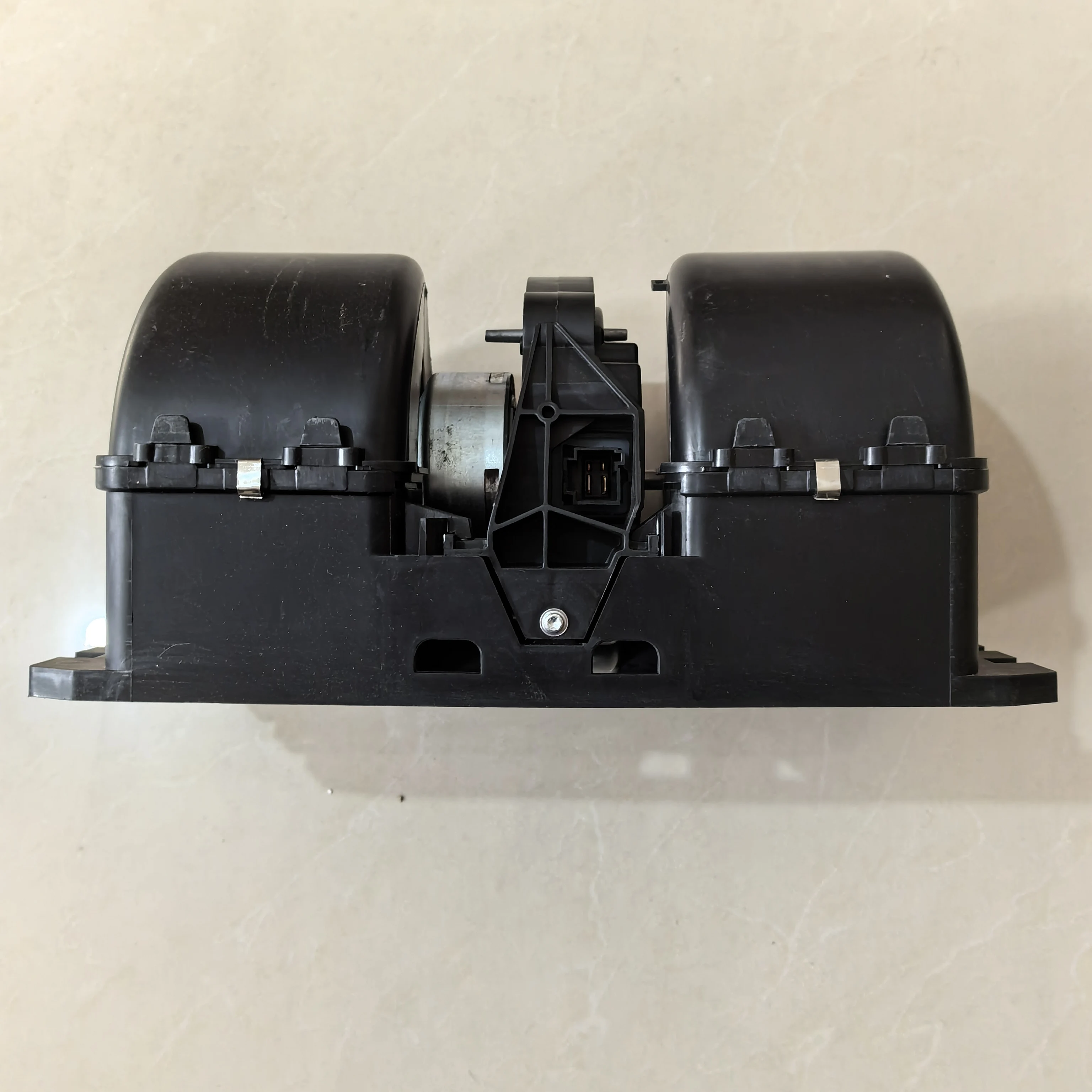 Truck Ac Blower Motor 81619306083 81619306086 81619306089 8ew009158151