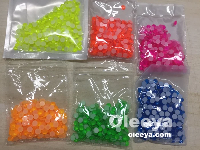 High Quality Neon Colors Flat Back Glass Rhinestones Non Hotfix Rhinestones Nail Crystal in Stock