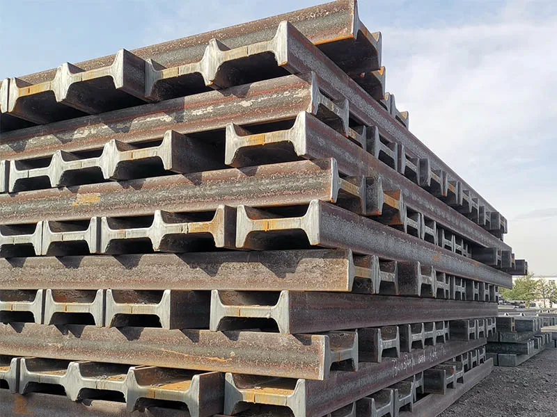 中国制造商直接供应 u75v 重轨 qu80 qu100 钢轨起重机导轨 u71mn