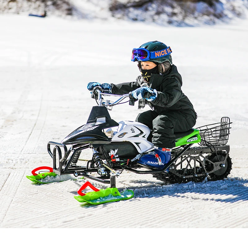 孩子电动雪雪橇雪 atv