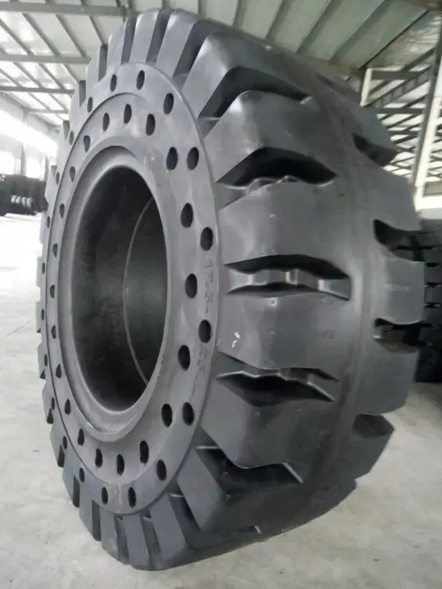 8.25 x 15 tyre