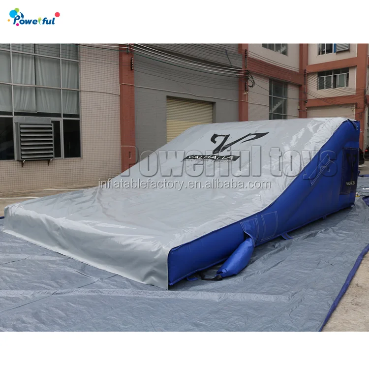 Popular customized size inflatable stunt bike ramp landing airbag for FMX BMX