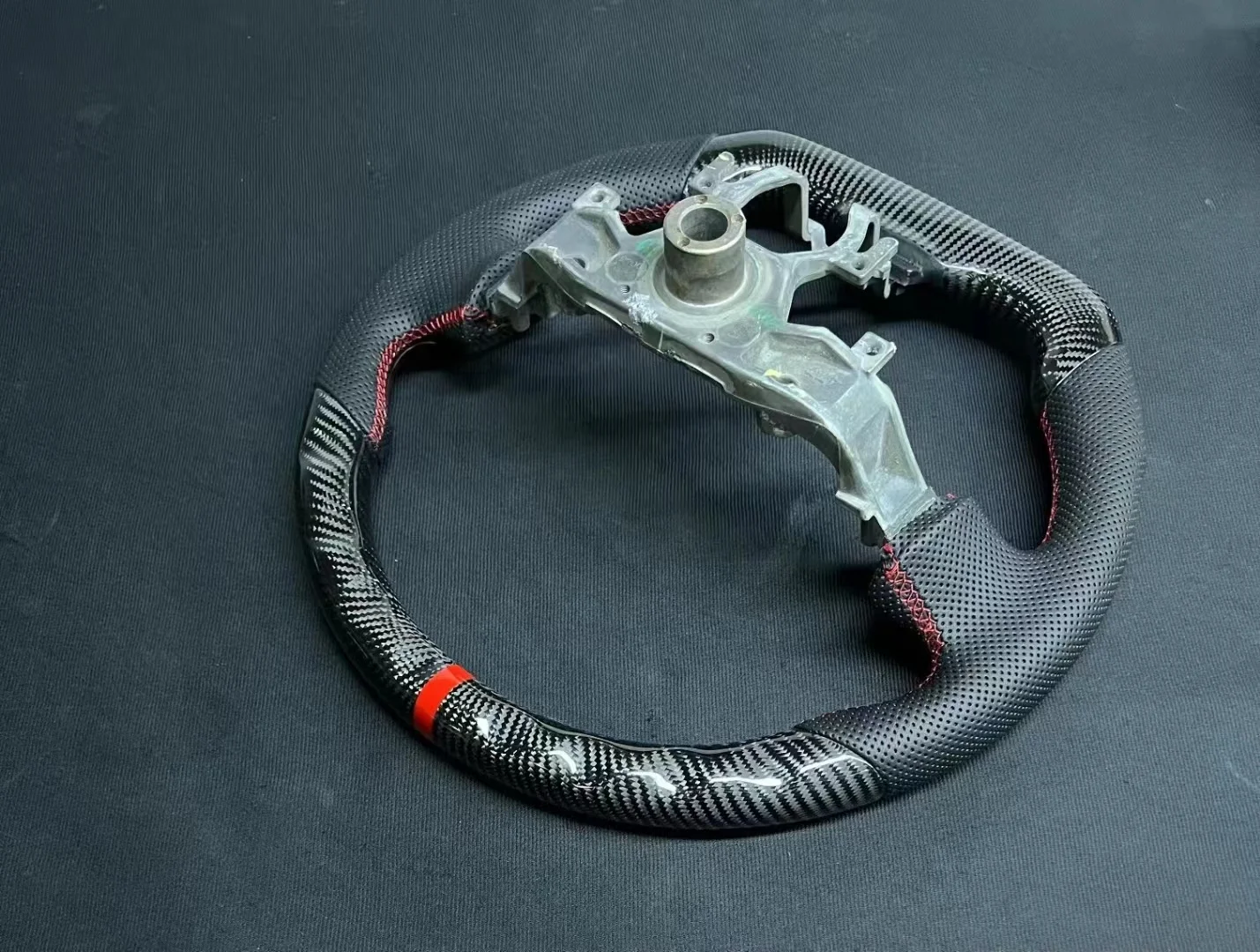 Customized Carbon Fiber Steering Wheel Suitable For G25 G37 G35 Ex25