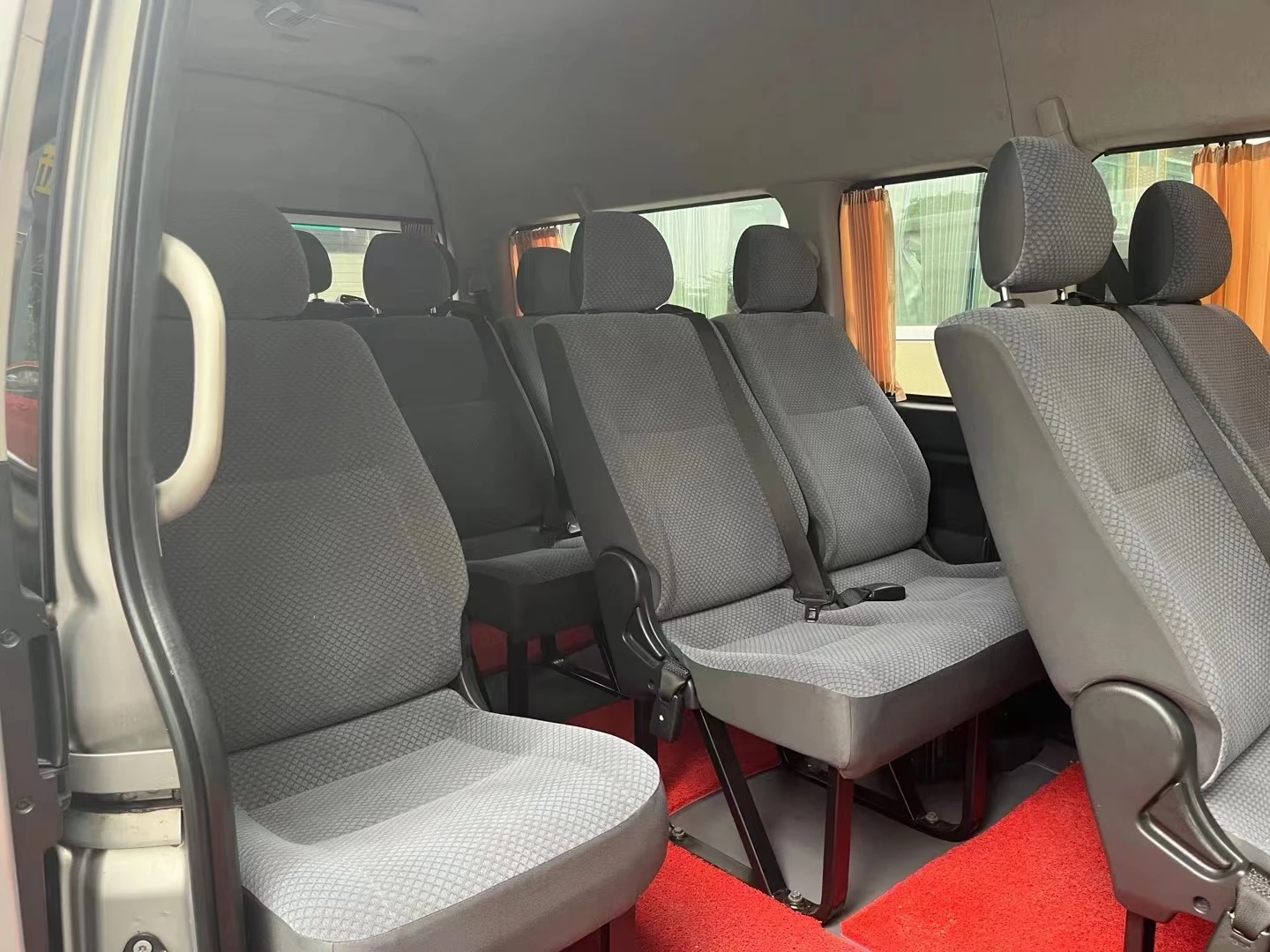 Second Hand Toyota Hiace 20 Seats Used Passenger Bus Diesel Engine Mini ...