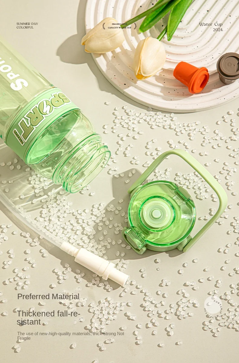 Wholesale 800 ml Colorful Portable Clear Handle Leather Case Tritan Plastic Water Bottle Unisex