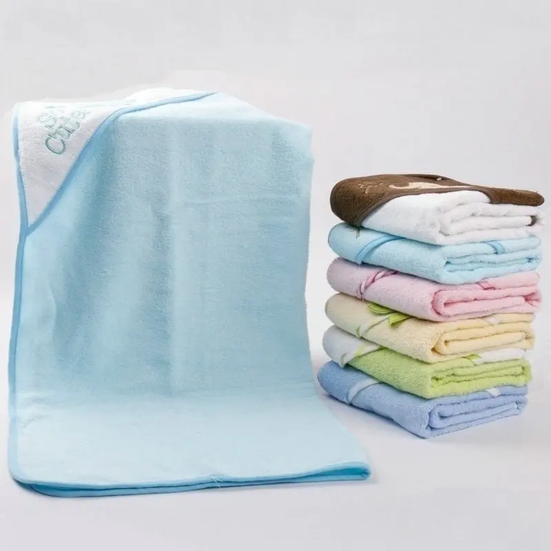 Одеяло фланелевое детское. Фланель одеяло. Фланелевое одеяло для детей с капюшоном. Продукты из хлопка. Товары из хлопка