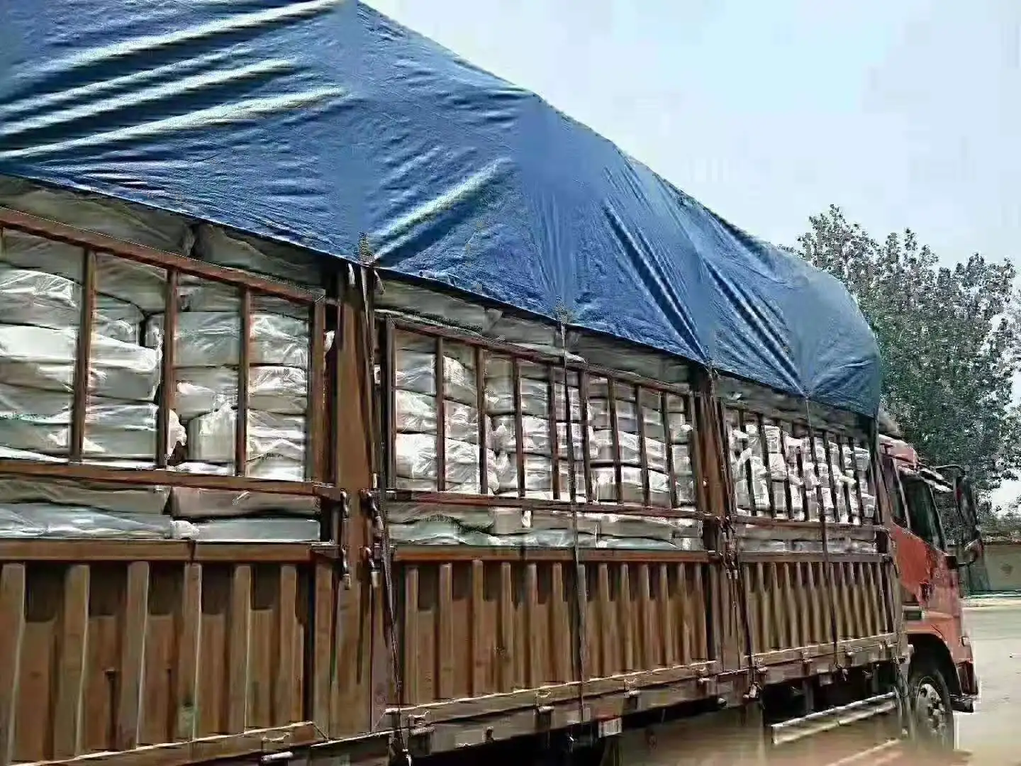 bamboo yarn loading.jpg