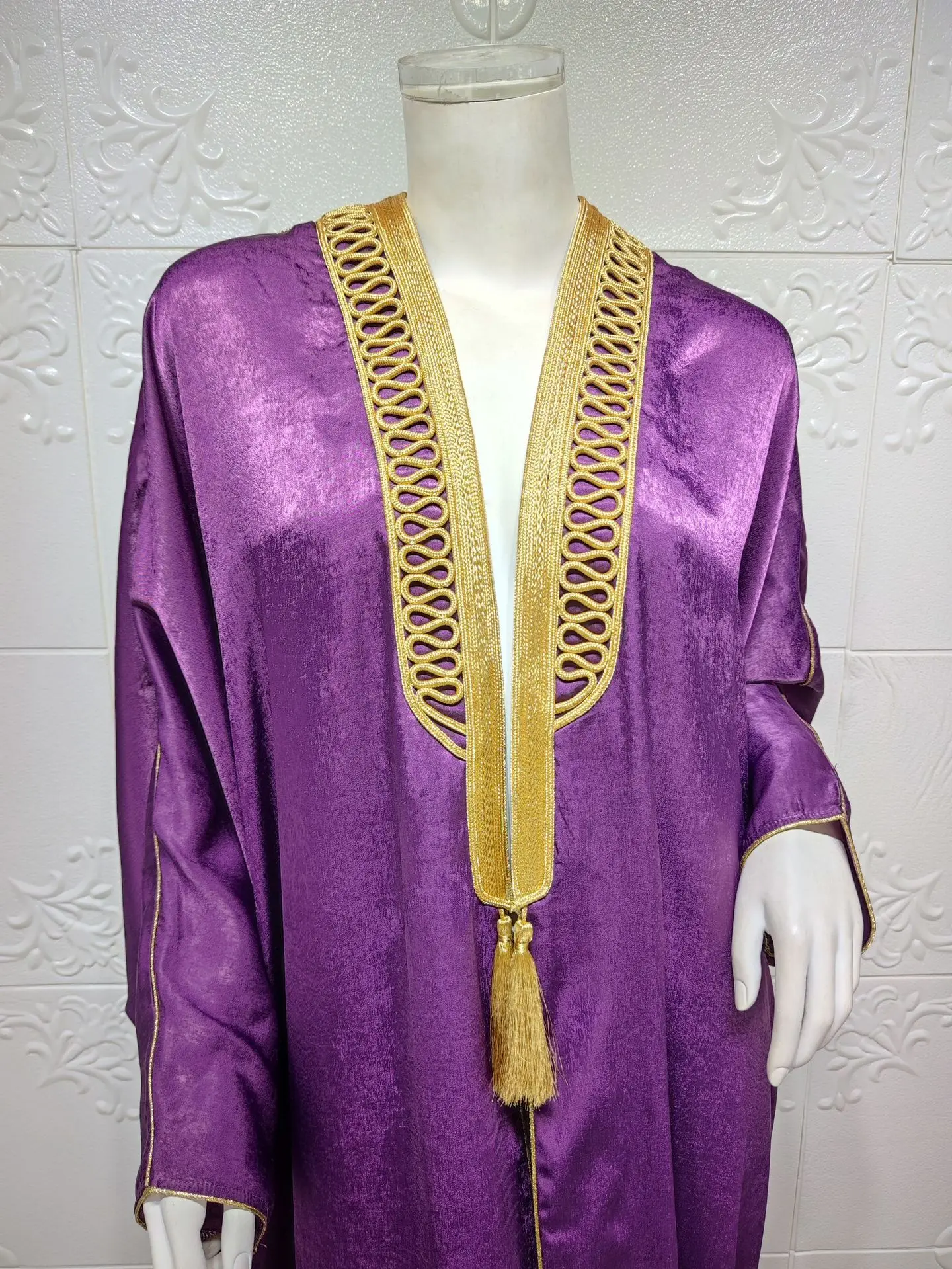 Ab015 Dubaï Cardigan Robe pour femmes longue musulmane Abaya manches chauve-souris Sexy velours vêtements Simple solide motif naturel taille