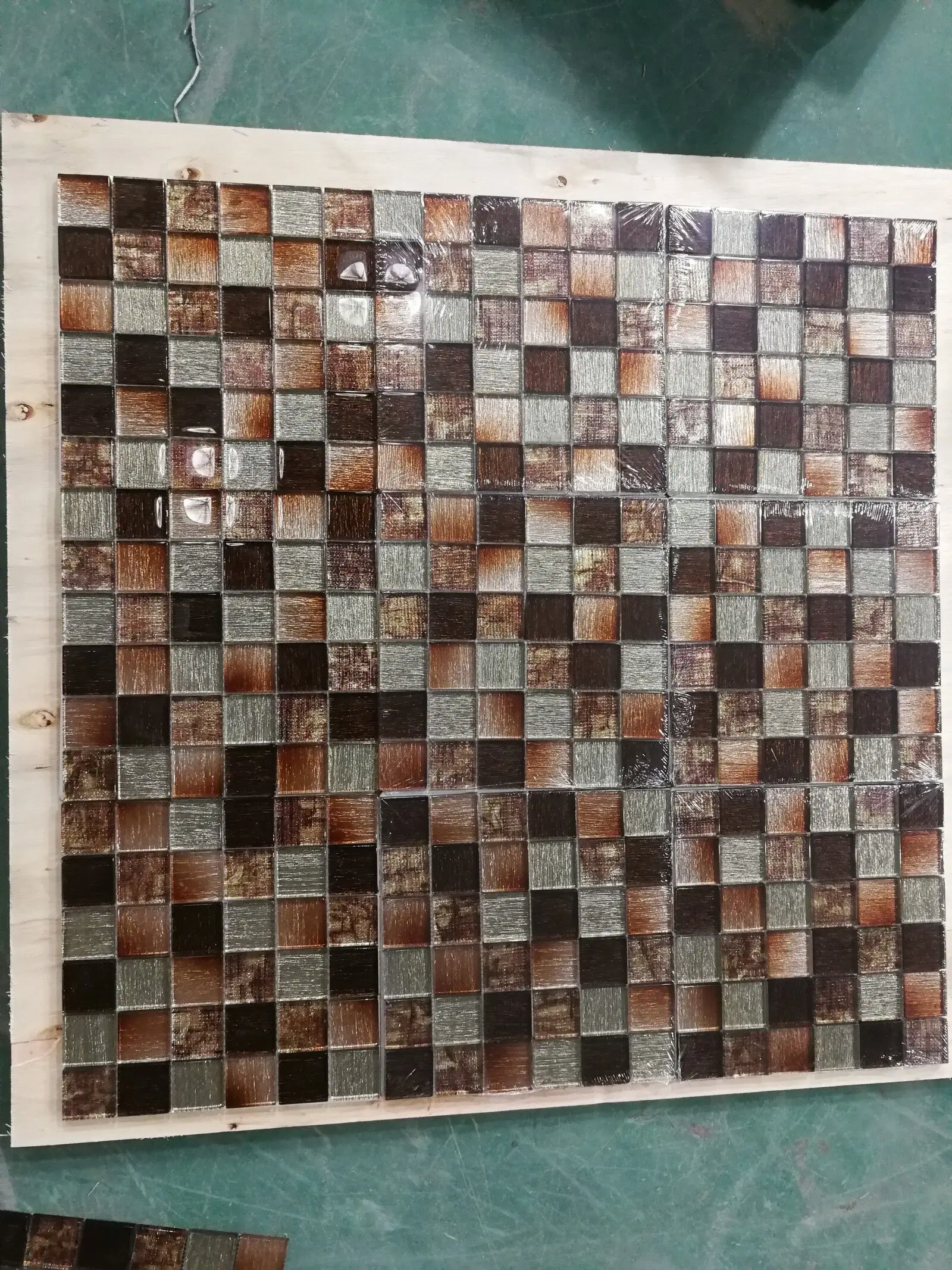 Hot Selling Laminated Glass Mosaic tile Grey Mosaic for bathroom and kitchen Foshan China