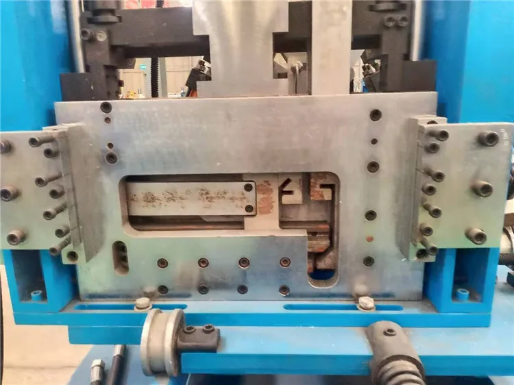 Z purlin forming machine.jpg