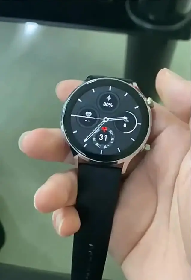 QS40 Smart Watch Versatile Fitness Body Temperature Tracker