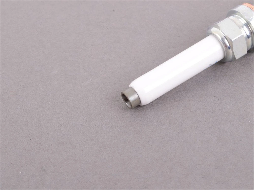 W203 W221 W212 Spark Plug For Mercedesbenz M270 M274 M272 M271 Spark