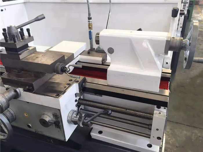High Quality 3m Bed Lathe Manual Lathe Machine Ca6150 Auto Feed Lathe