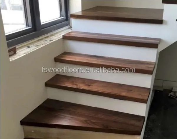 walnut stair tread - 1.JPG