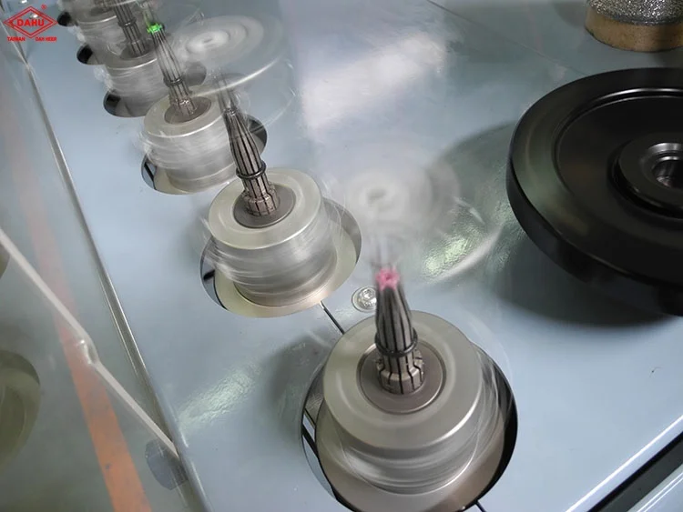 NEEDLE CYLINDER CORD KNITTING MACHINE 02.JPG