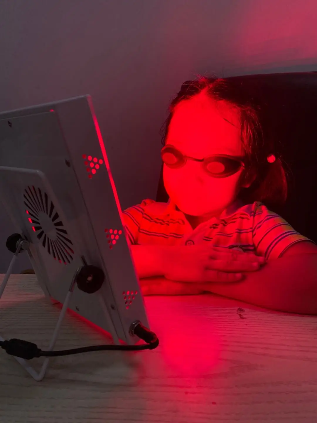 Durable Soft Silicone Comfortable Eye Protection For Light Therapy Ipl