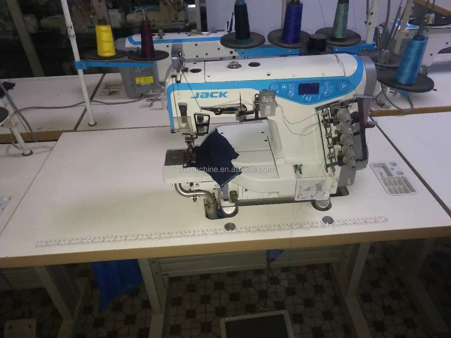 Jack K4ut35acx364 Threeneedle Fivethread Sewing Machine With Left