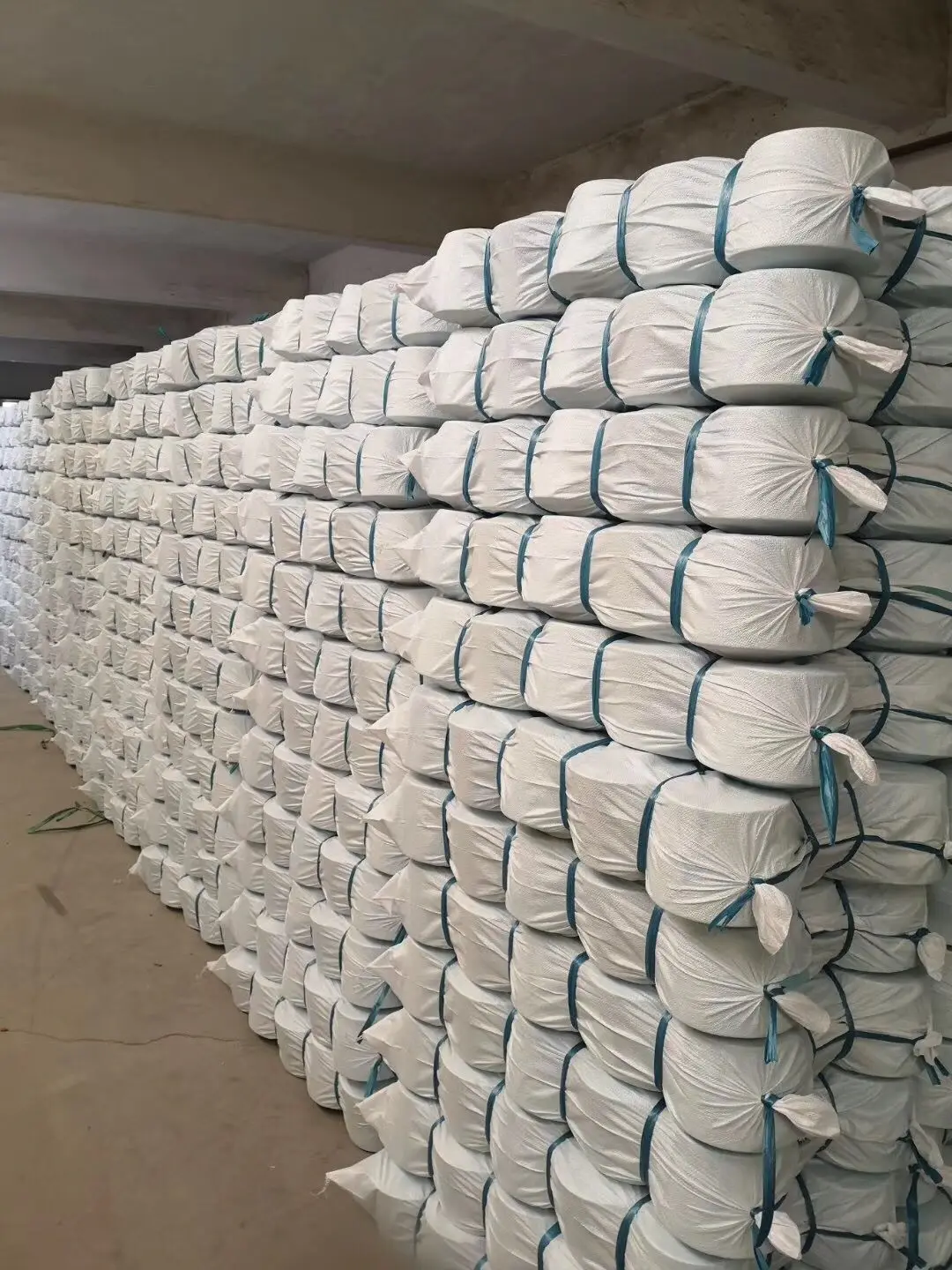 聚酯65% 棉 35% 纱线 tc 纱 ne45/1 环锭纺白针织