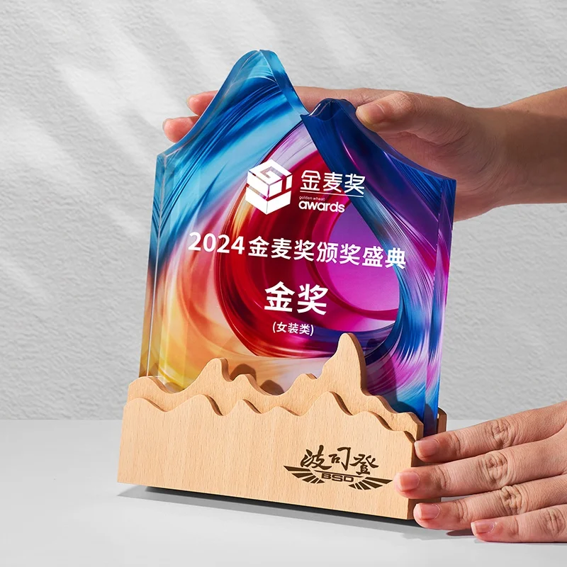 Wholesale  Crystal With Wooden Base Trophy Award Custom Clear Glass Wooden Plaque Awards factory