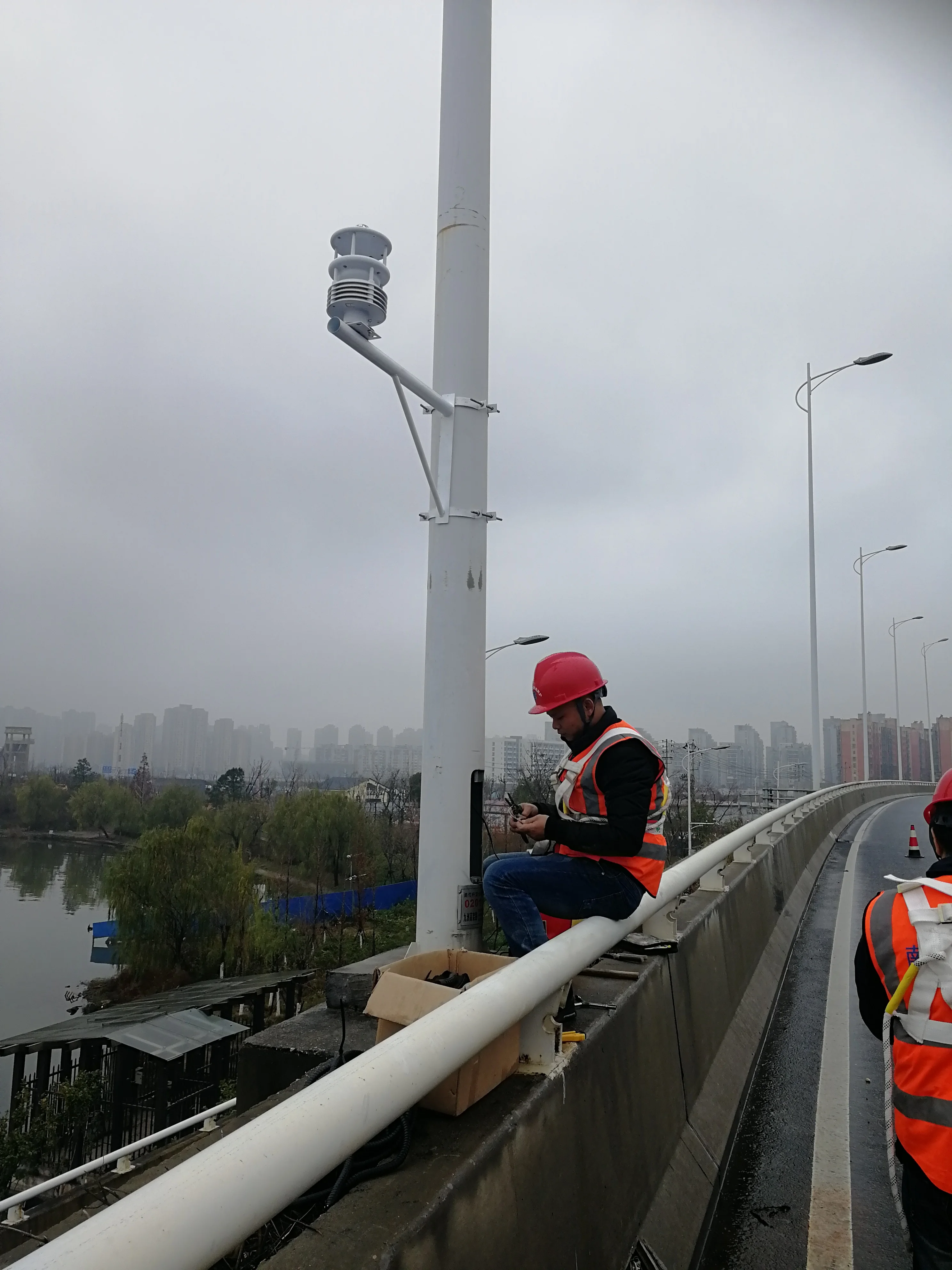 2020 BGT Professional Temperature Humidity Precipitation Measured Ultrasonic Agricultural Zigbee Compact Weather Station - ANKUX.COM