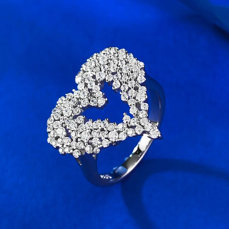 New S925 Silver Full Diamond Ring European American Style Classic Commuter Ring Lab Diamond Main Bright Love Shape