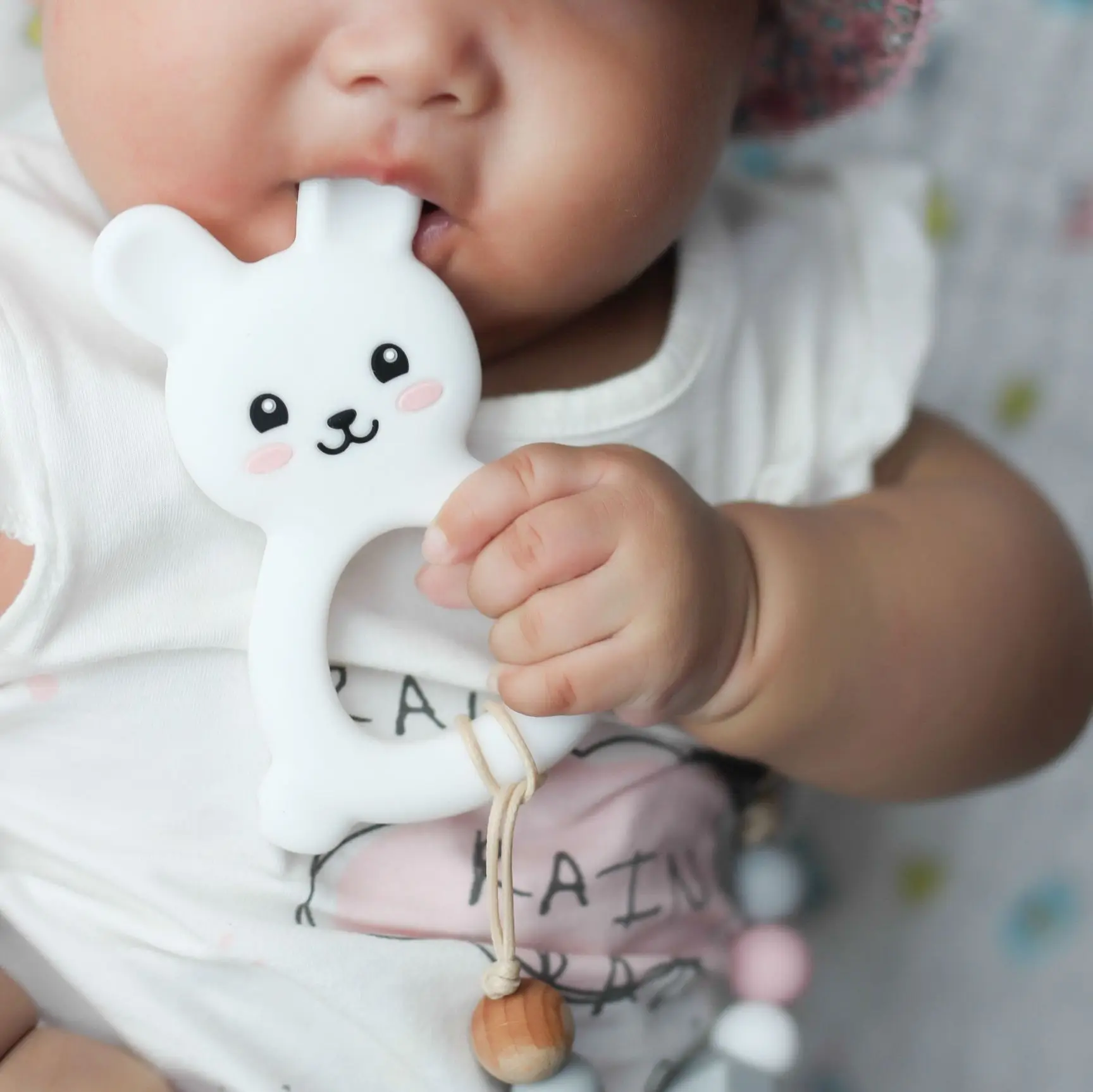 Bpa Free Silicone Pacifier Clip Holder Baby Pacifier Wholesale Factory