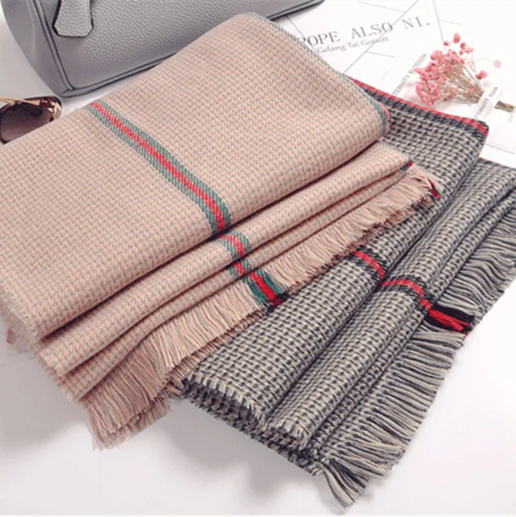 5308751270_894876701