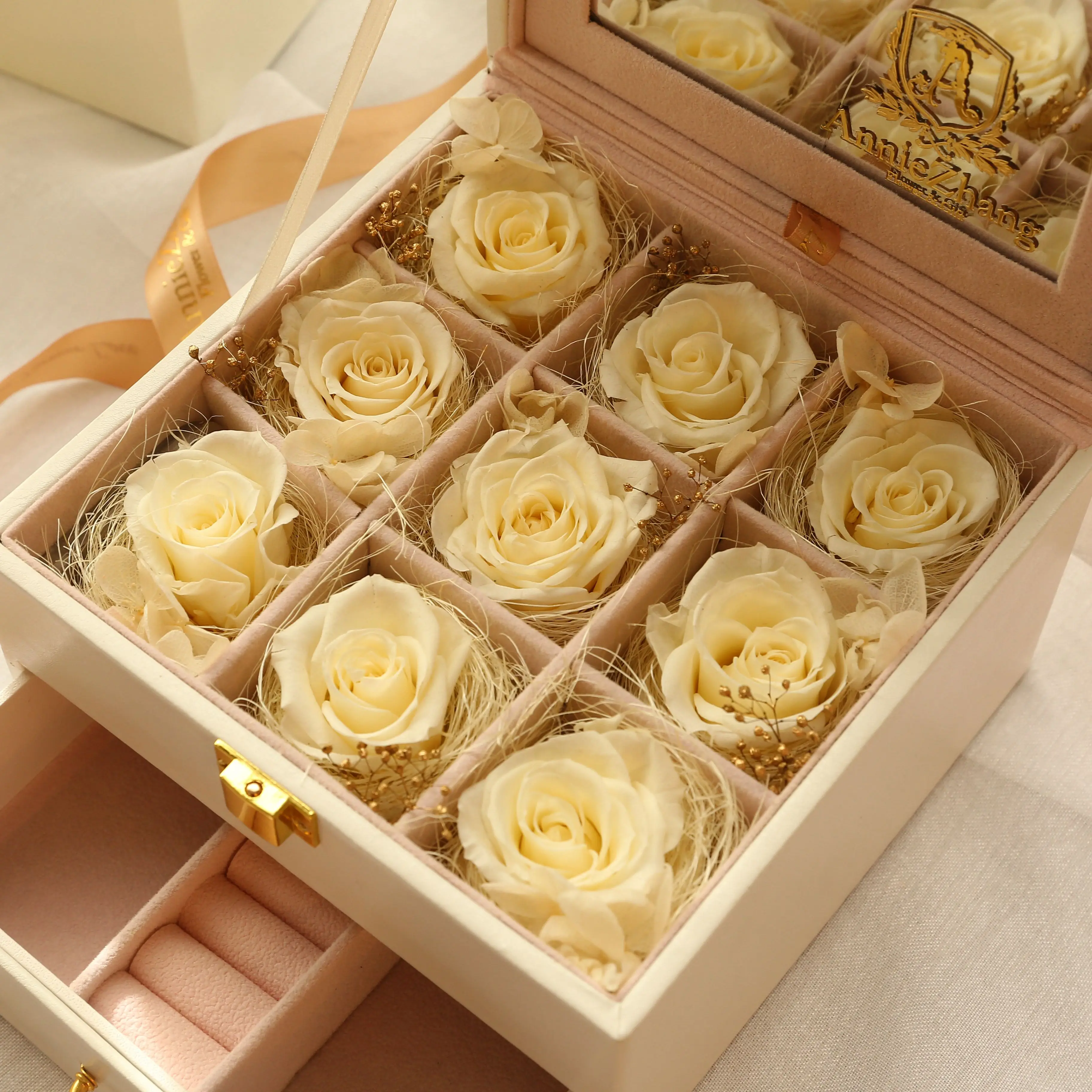 豪华礼品盒与抽屉包装持久保存玫瑰