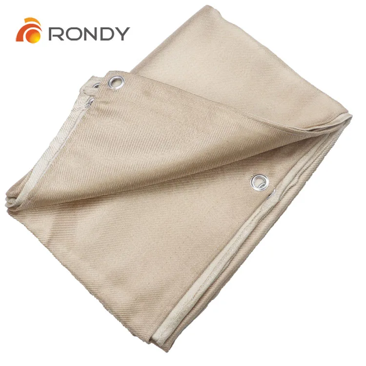Welding Blanket For Protection Against Welding Sparks And Spatters