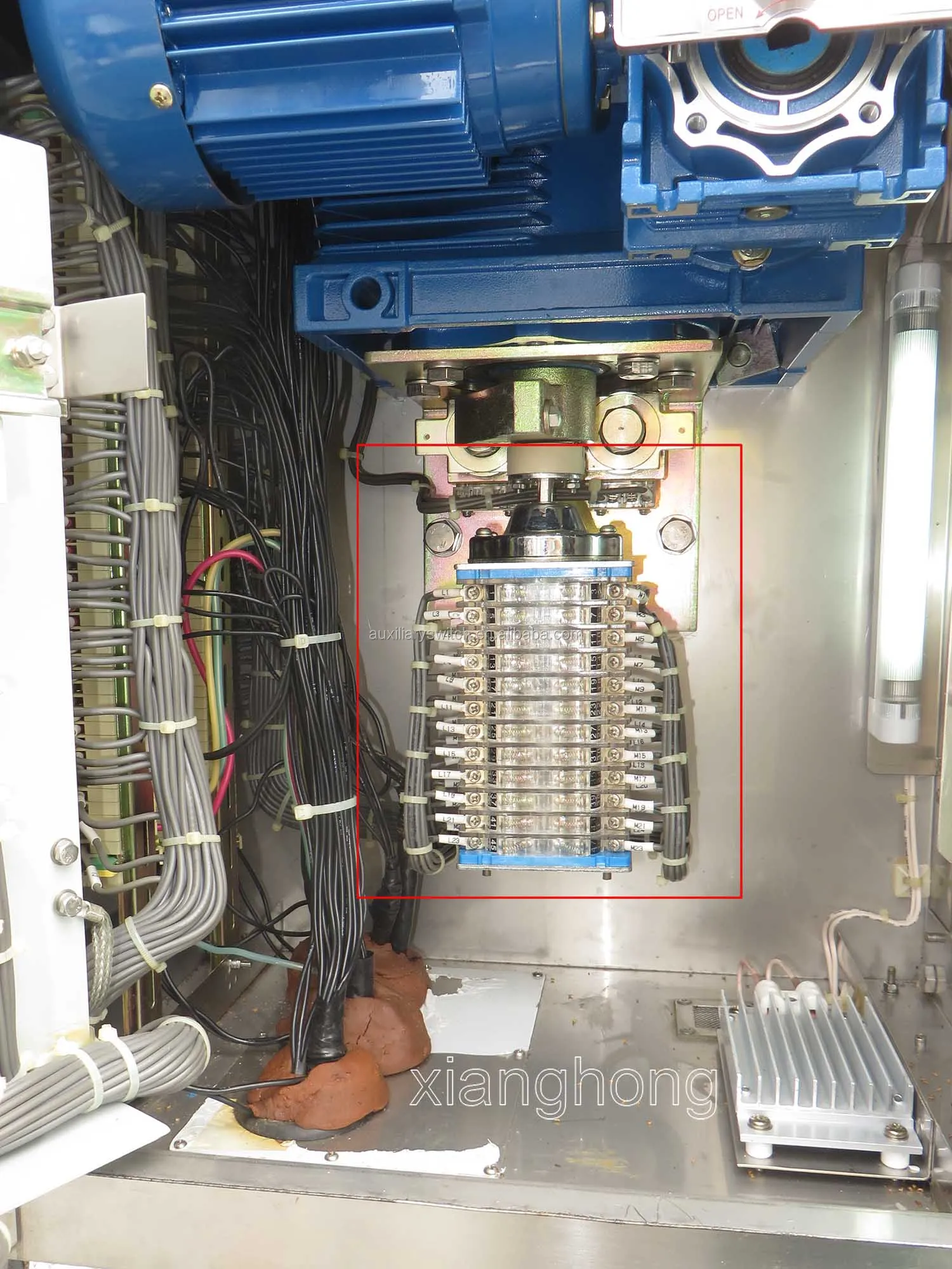 F9 auxiliary VCB SWITCH.jpg