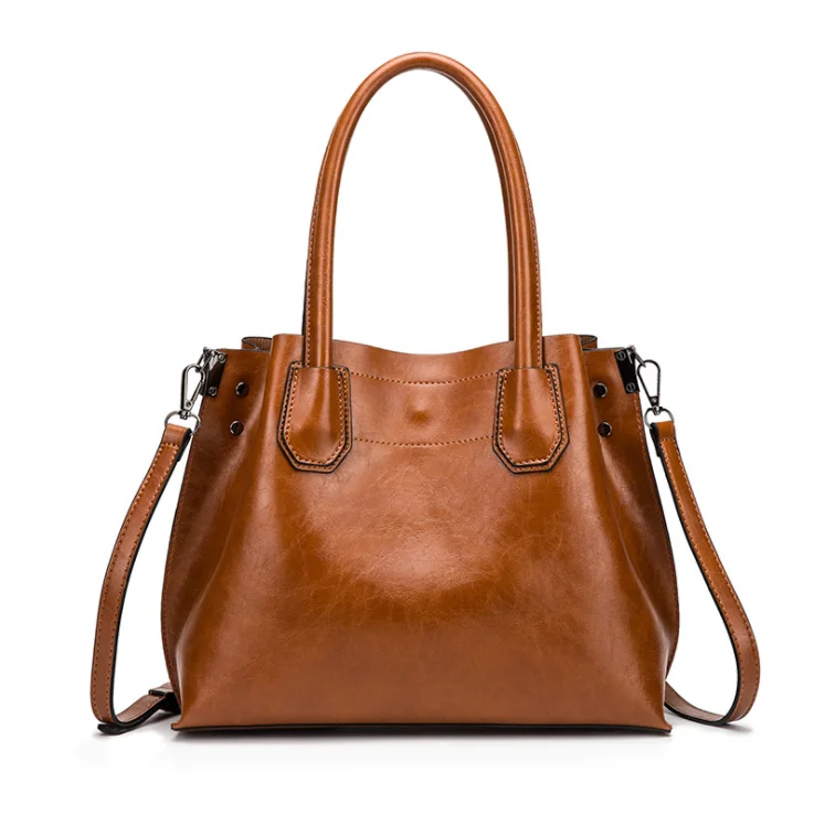

2020 New Female Large Capacity Satchel Quilting Leather Handbag Elegance Bucket Bag Portable Chain Tote Bag, As pics