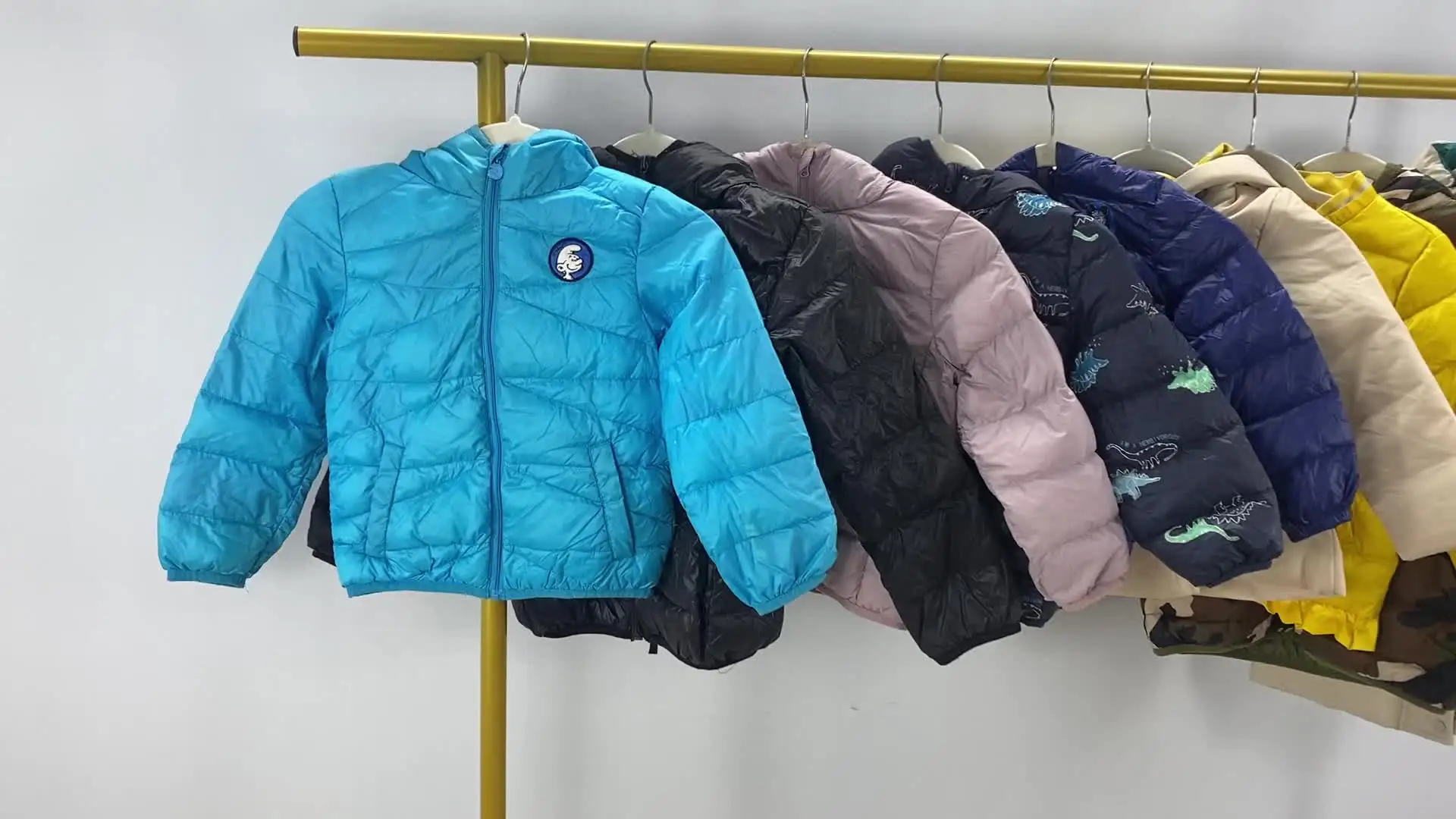 Wholesale High Quality Second Hand Children's down Clothing Warm