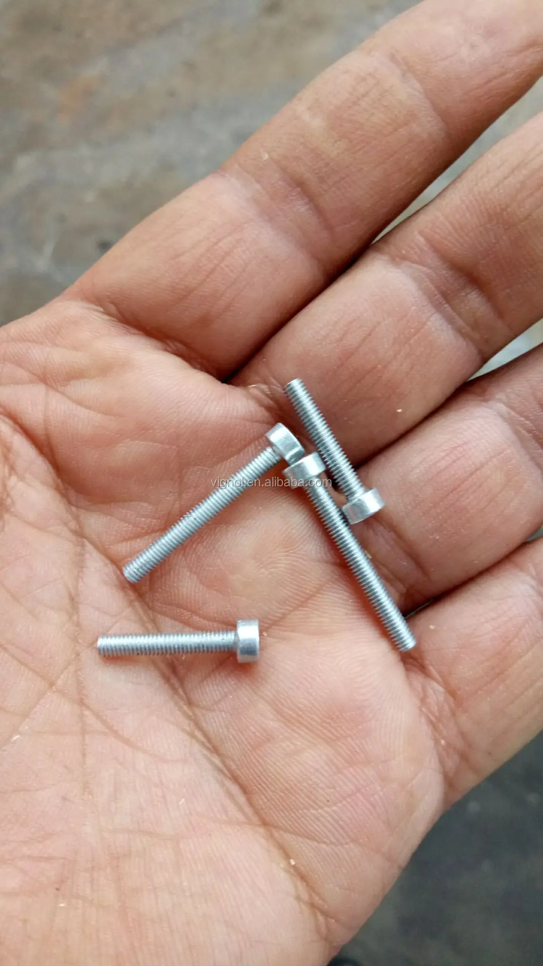 hexagonal cap head screw