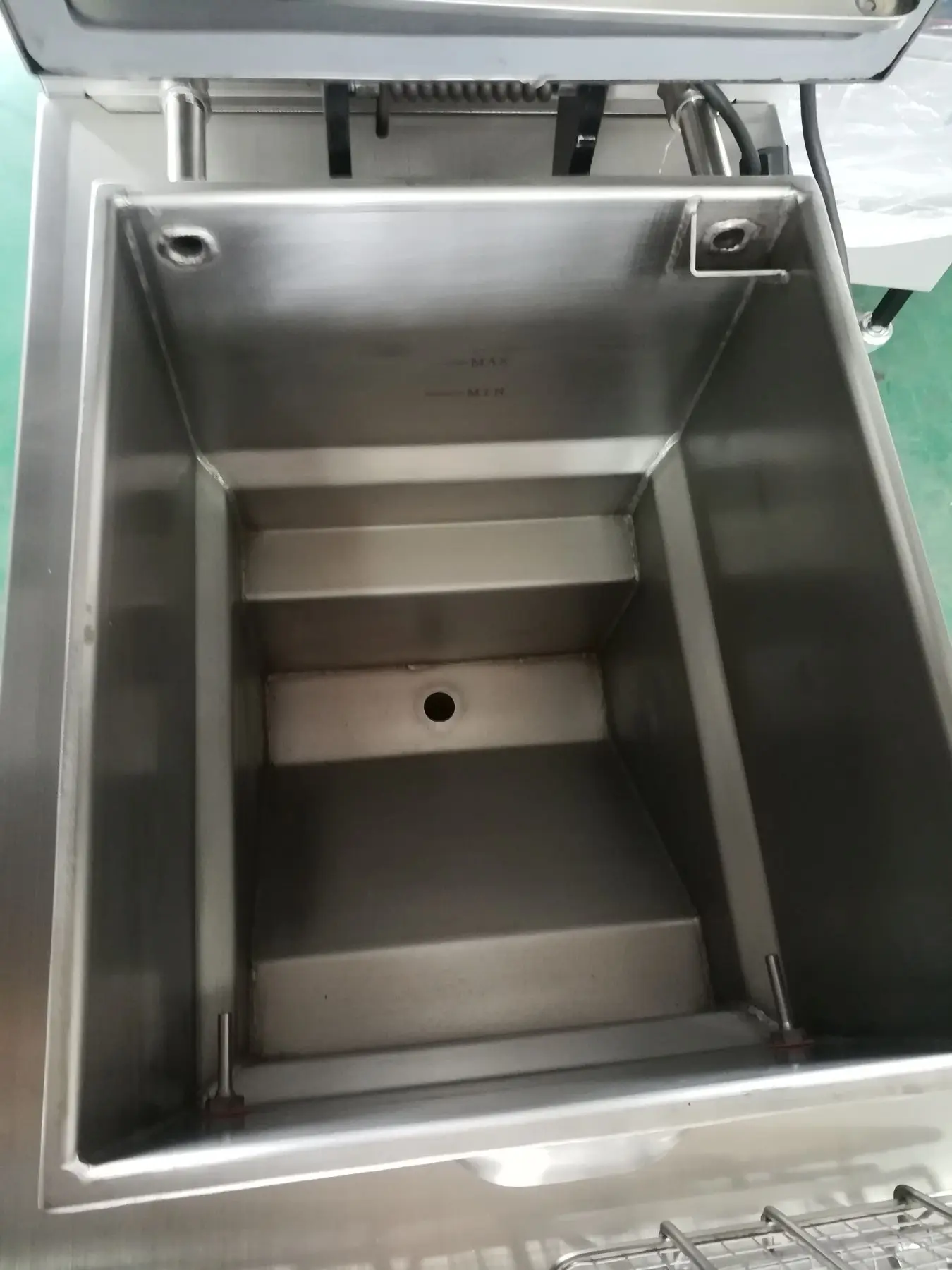 Mdxz25 Gas Mechanical Pressure Fryer For Chicken With Oil Pump Buy