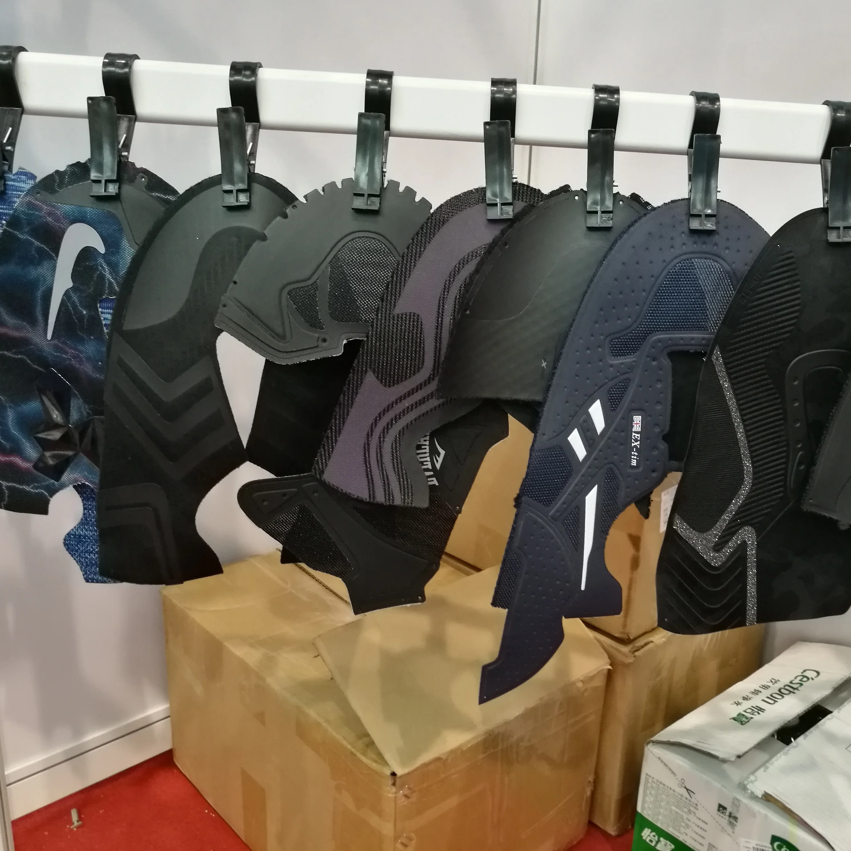 Tpu Raw Material Shoe Upper No Sewing Bonding For Logos And Label Tpu