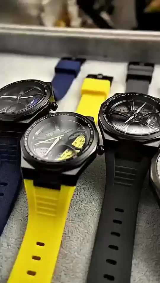 CHAXIGO 7285-3 Watch - Stylish & Waterproof Quartz Timepiece