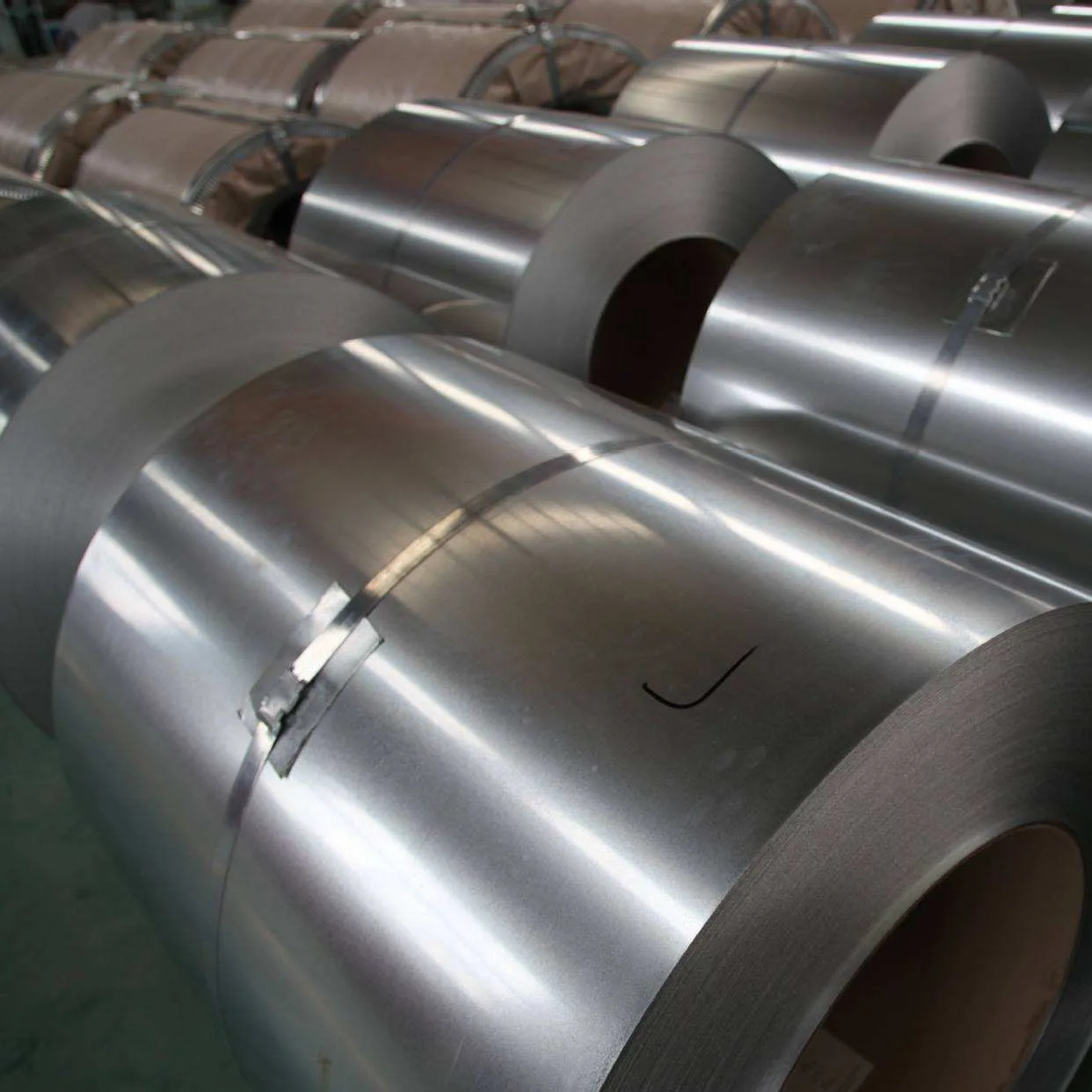 Металлические покрытия цинковые. Galvanized Steel Coil. Холоднокатаная сталь в рулонах. Сталь холоднокатаная оцинкованная. Катушка стальная.