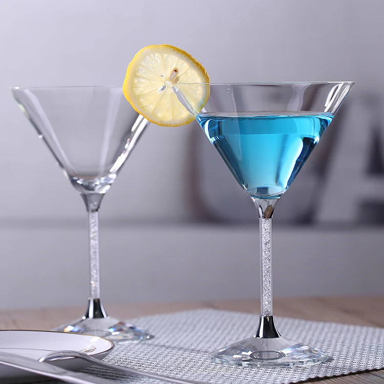 High borosilicon Glass manufacturer promotion wholesale handmade new design clear cocktail whisky martini glass shopping