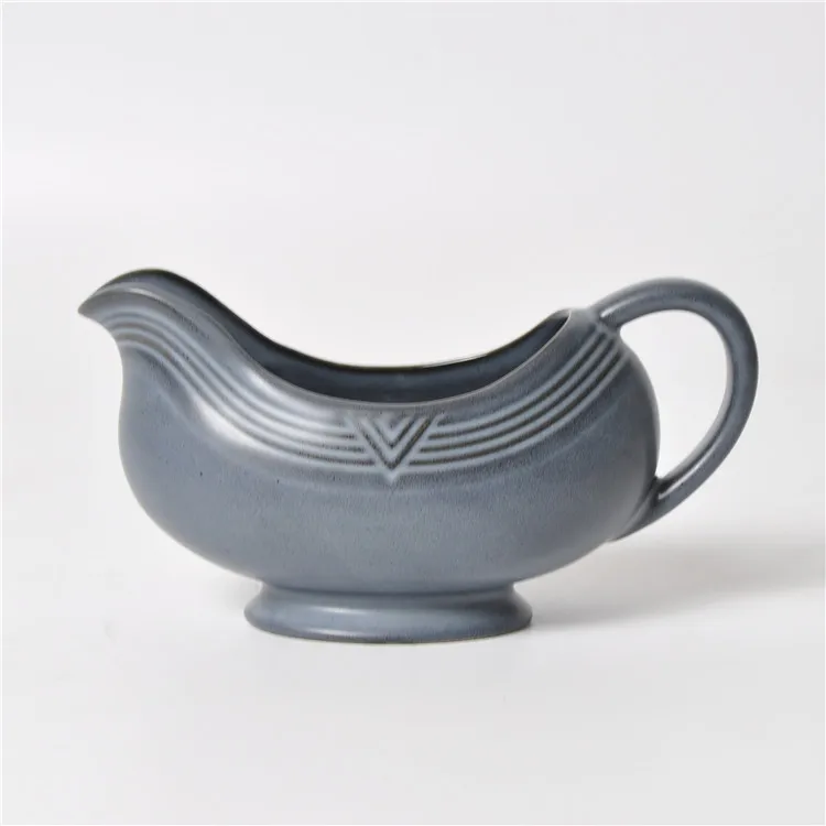 
High Capacity Household Reactive Glaze Custom Unique Porcelain Gravy Boat 