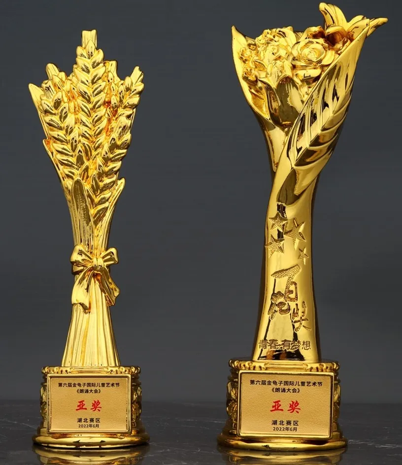 Resin crystal trophy wholesale gold-plated shinning trophy sports trophy factory