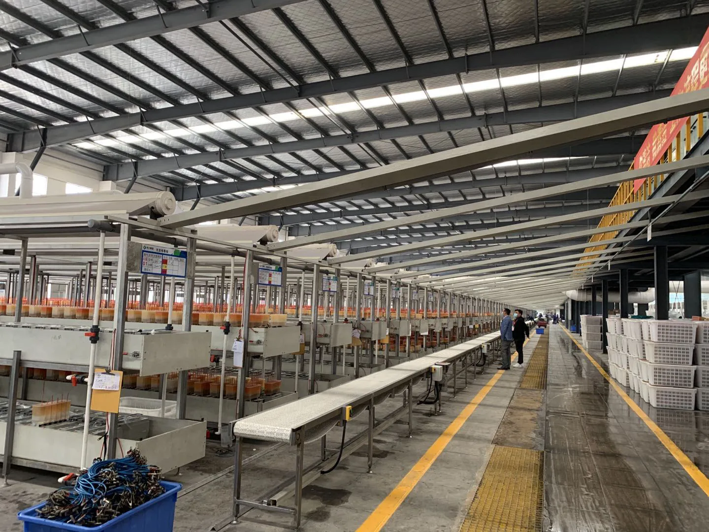 85AH 12V بطارية الرصاص الحمضية المختومة MSDS قابلة لإعادة الشحن للأجهزة المنزلية 17