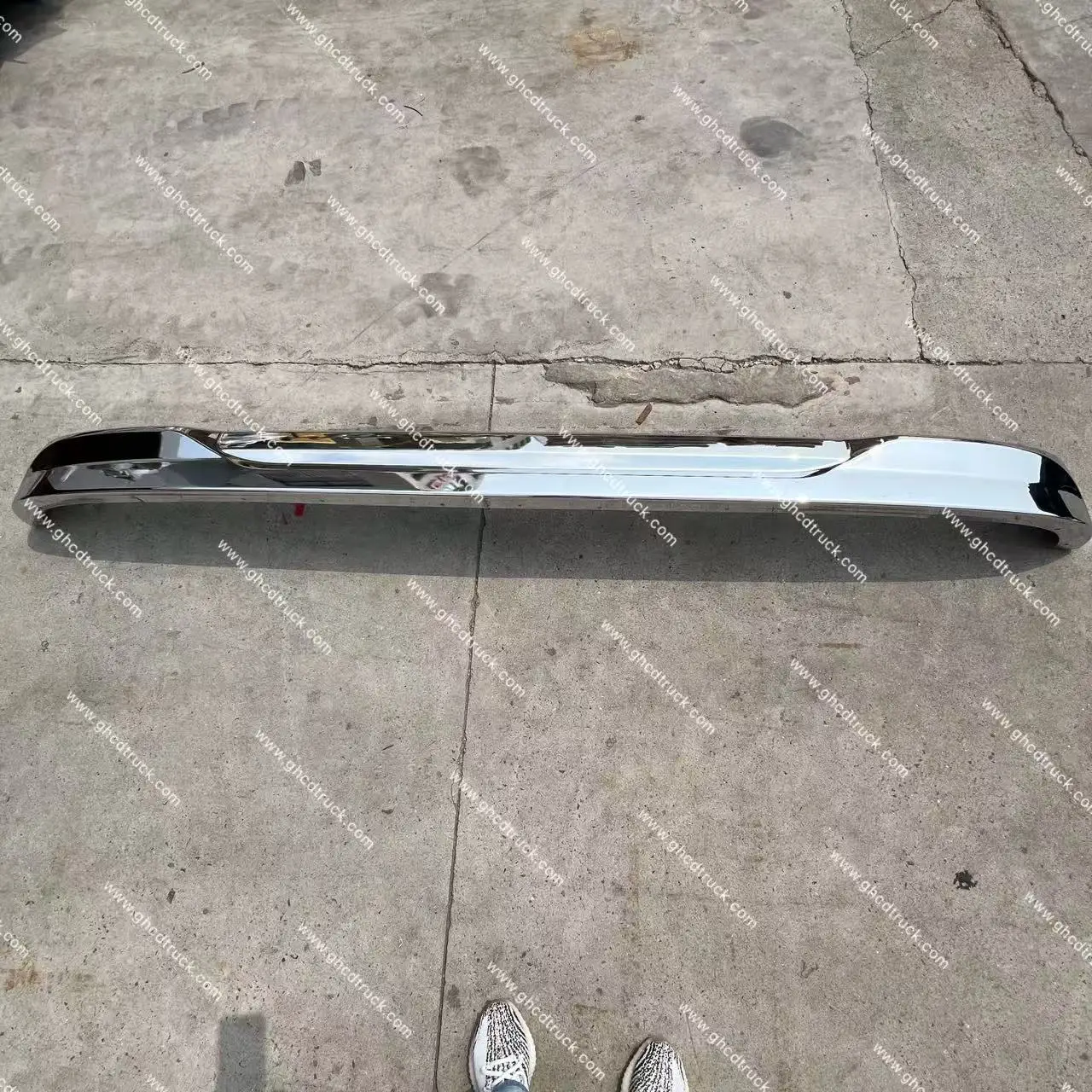 product ghcd high quality chrome metal lower bumper new product for japanese truck brands giga hino isuzu mitsubishi-0