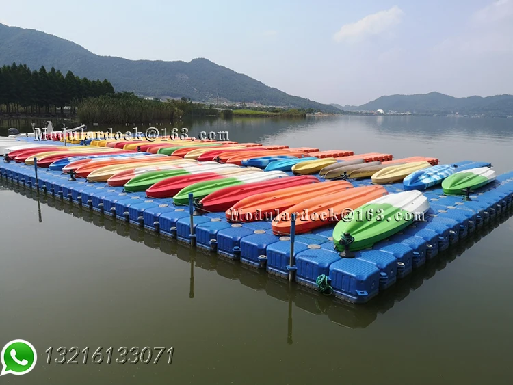 Floating  dock for kayak