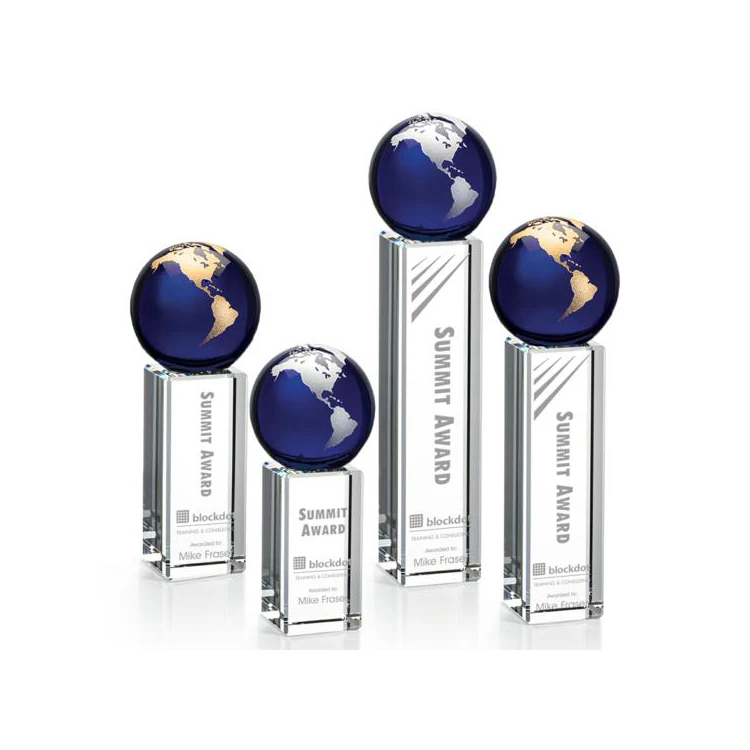 Luz Globe Award - Blue (3).jpg