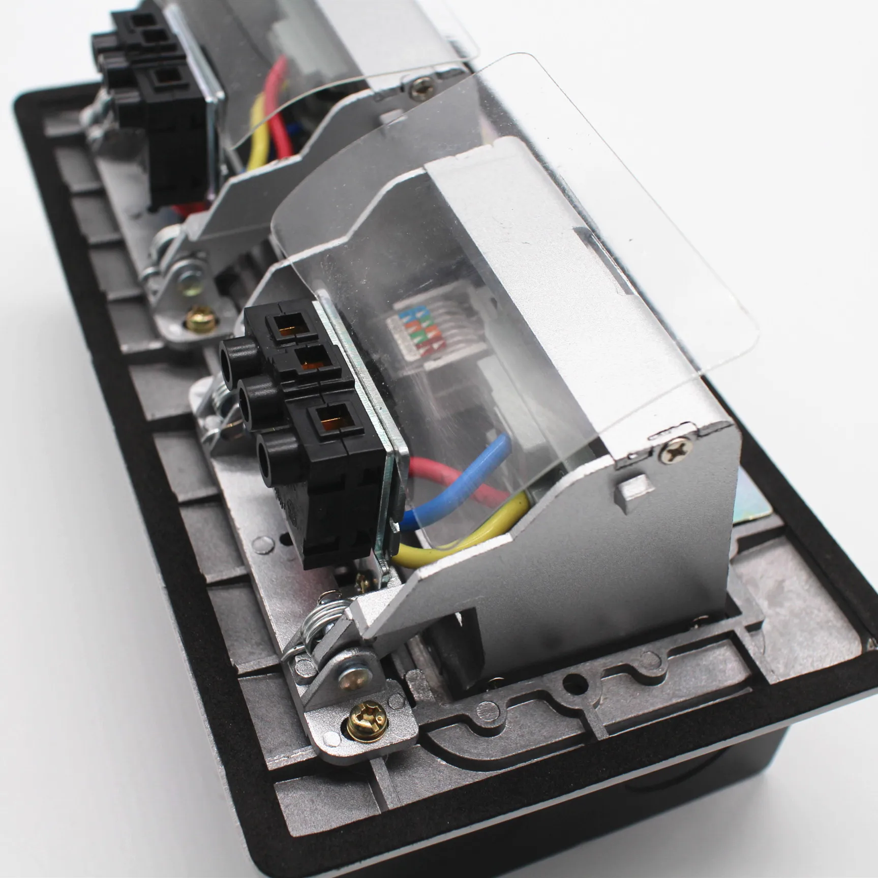 waterproof floor socket 8.jpg