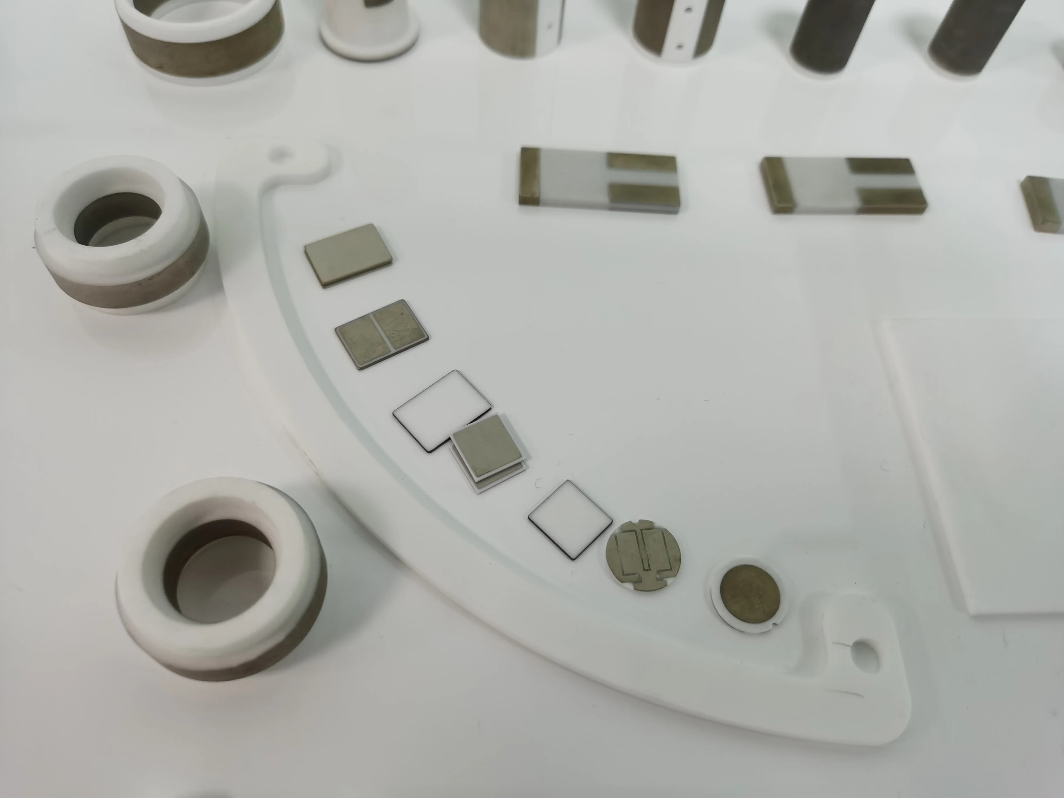 innovacera 氧化铍陶瓷片高导热系数的真空管